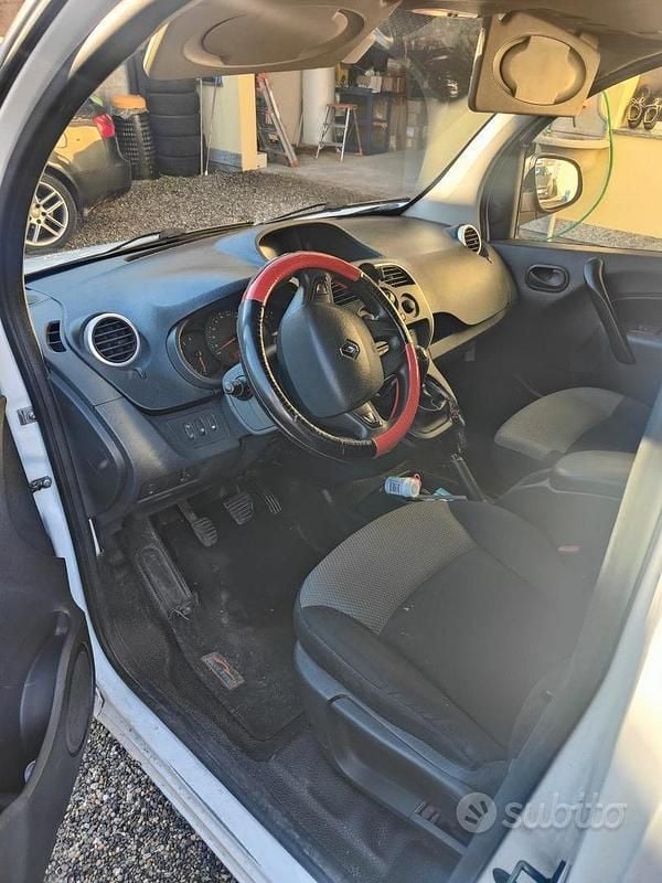 Usata Renault Kangoo 90 CV (66 kW) 2017 Bianco Monovolume