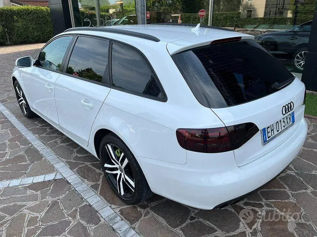 Usata Audi A4 143 CV (105 kW) 2011 Bianco Station wagon