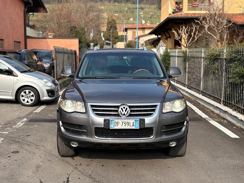 Usata VW Touareg 239 CV (175 kW) 2008 Beige SUV