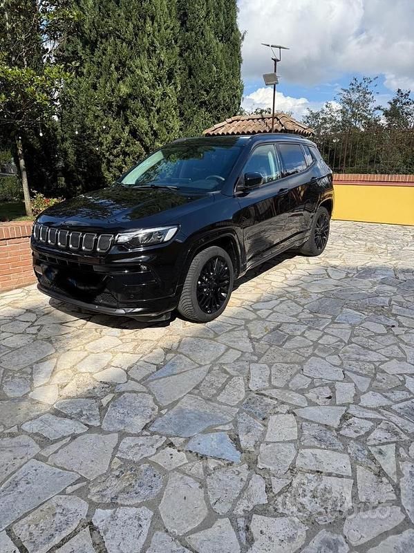 Nero Usata 2022 Jeep Compass SUV | 24.900 € - Immagine 1/4