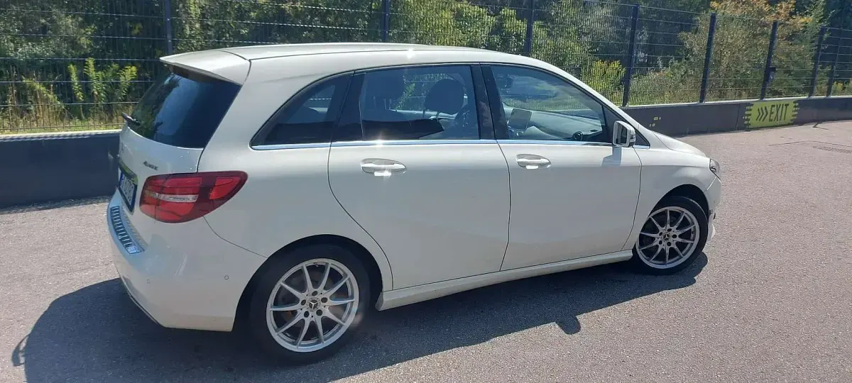 Usata Mercedes B200 136 CV (100 kW) 2017 Utilitaria