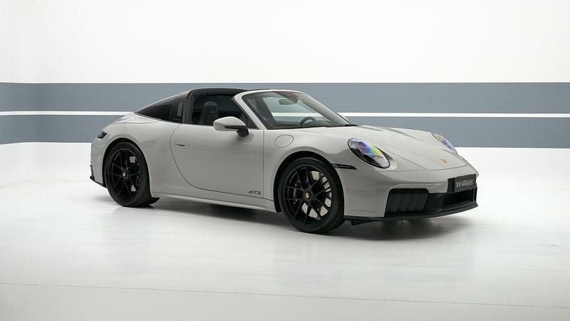 Usata Porsche 911 541 CV (397 kW) 2024 Grigio pastello Cabrio
