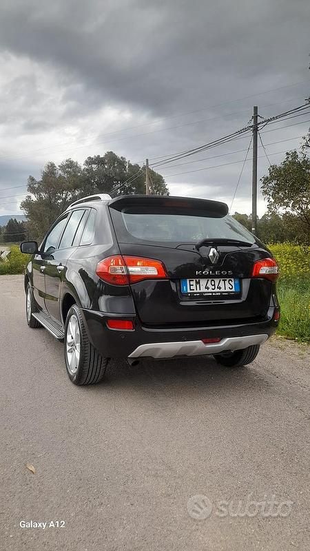 Usata Renault Koleos 150 CV (110 kW) 2012 Nero SUV