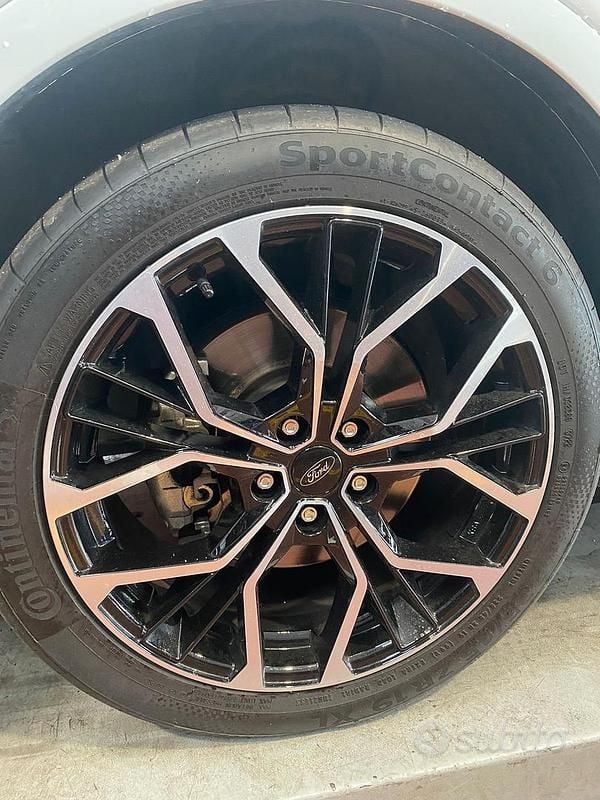 Usata Ford Kuga Business Edition 120 CV (88 kW) 2018 Bianco SUV