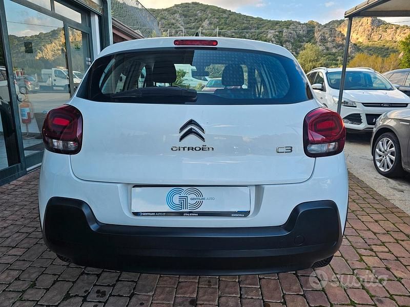 Usata Citroën C3 Live 102 CV (75 kW) 2019 Bianco Utilitaria