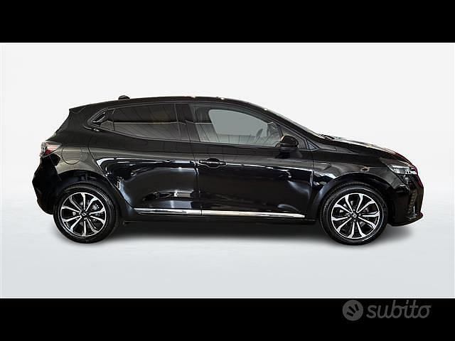 Usata Renault Clio V Techno 91 CV (66 kW) 2024 Nero Berlina