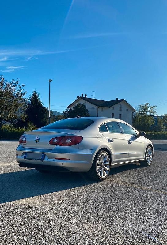 Usata VW CC 140 CV (102 kW) 2009 Argento Berlina