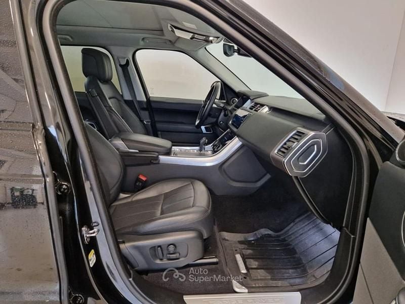 Usata Land Rover Range Rover Sport HSE 249 CV (183 kW) 2021 Santorini black SUV