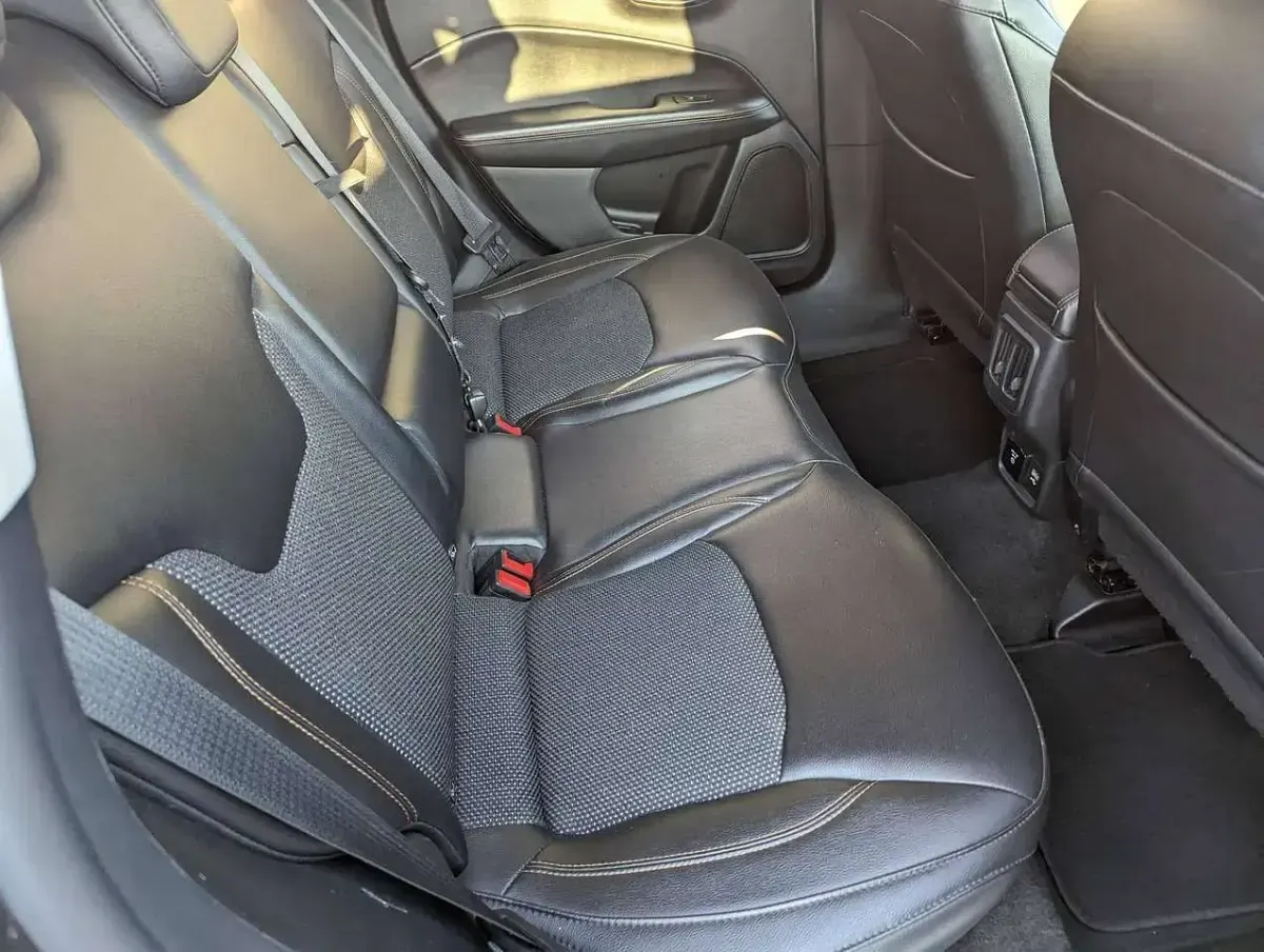 Usata Jeep Compass Limited 140 CV (102 kW) 2018 Grigio SUV