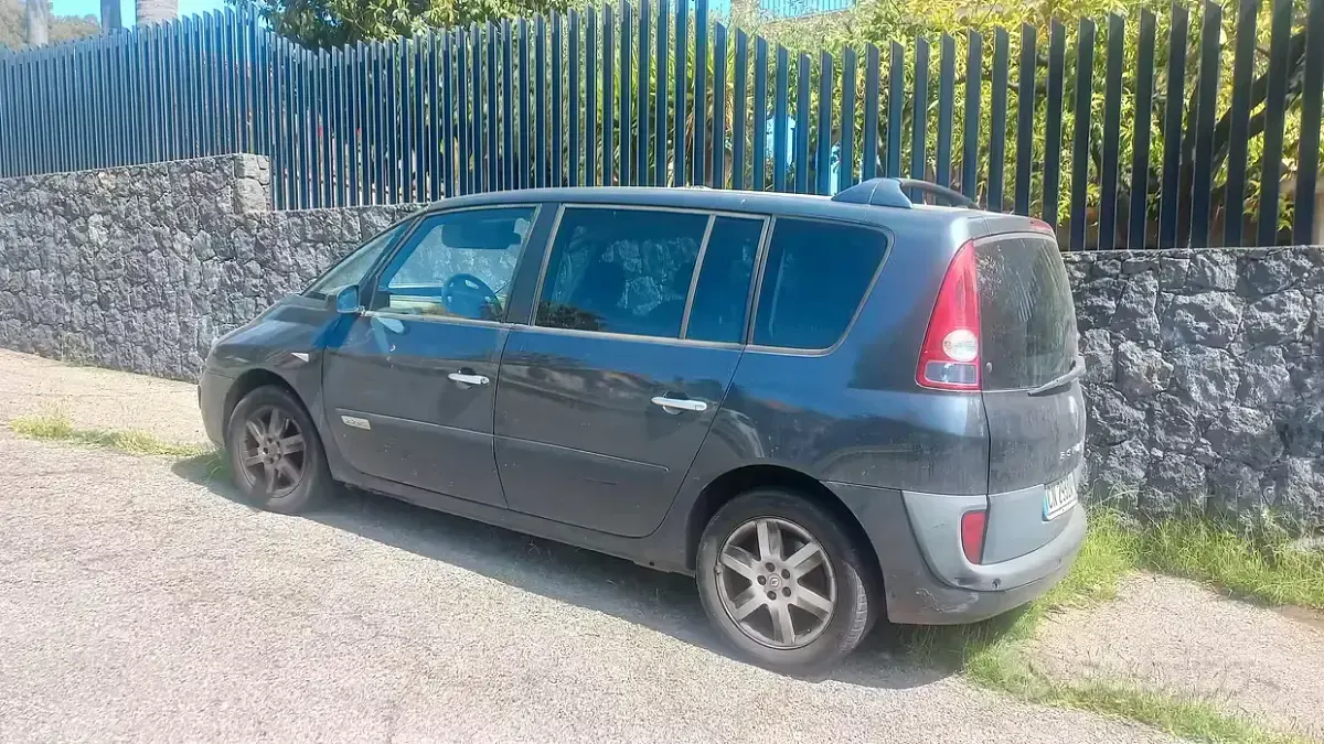 Usata Renault Espace 129 CV (94 kW) 2004 Grigio Monovolume