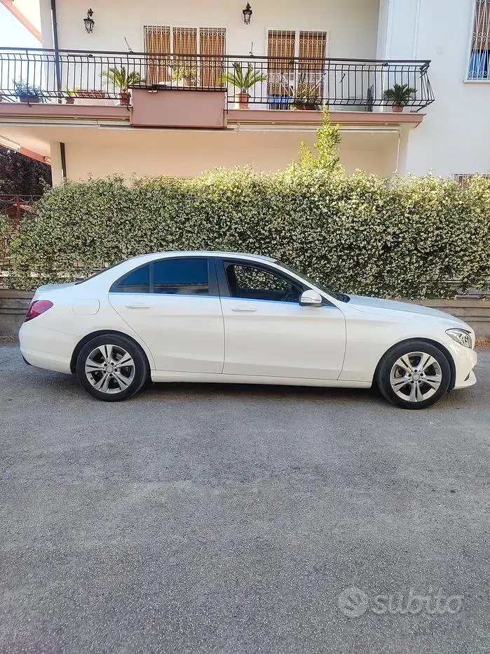 Usata Mercedes C200 184 CV (135 kW) 2015 Bianco Berlina
