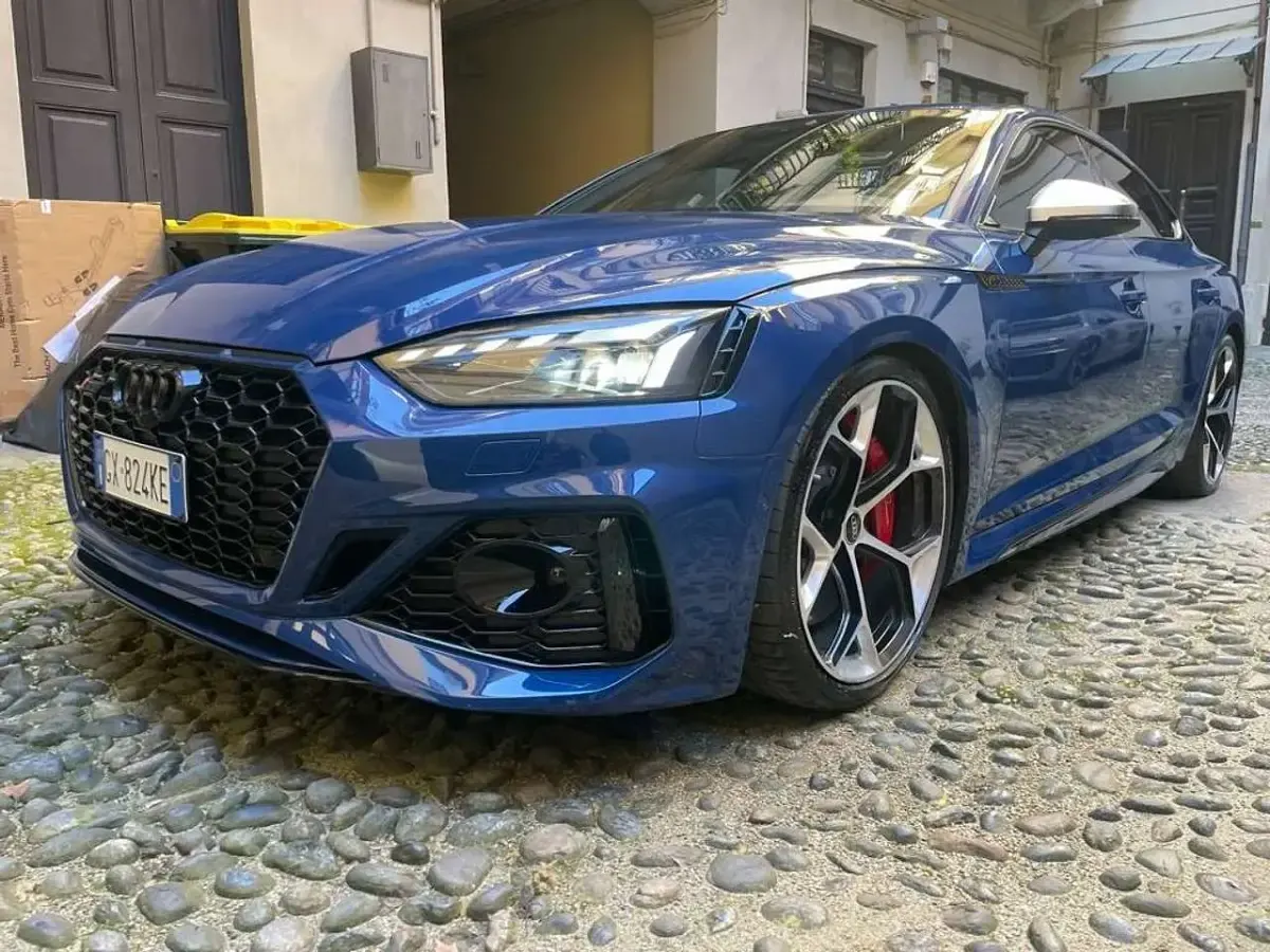 Usata Audi RS5 Sportback Competition 450 CV (330 kW) 2024 Blu/azzurro Berlina