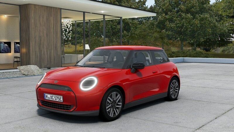 Nuova Mini Cooper Classic 135 kW (184 CV) 2025 Rosso / pastello Utilitaria