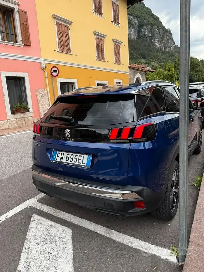 Usata Peugeot 3008 131 CV (96 kW) 2019 Blu SUV