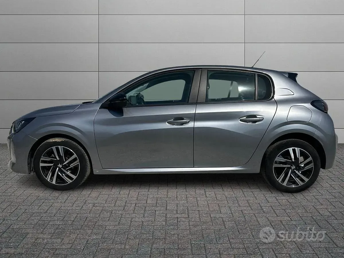 Usata Peugeot 208 Active 75 CV (55 kW) 2023 Grigio Utilitaria