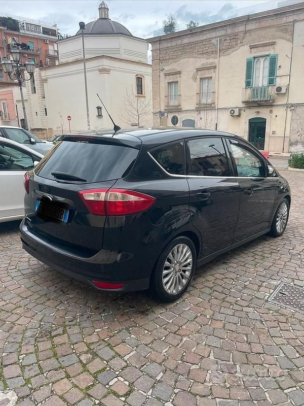 Usata Ford C-MAX 115 CV (84 kW) 2011 Monovolume