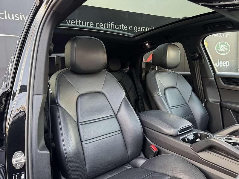 Usata Porsche Cayenne 340 CV (250 kW) 2022 Nero jet metallizzato SUV