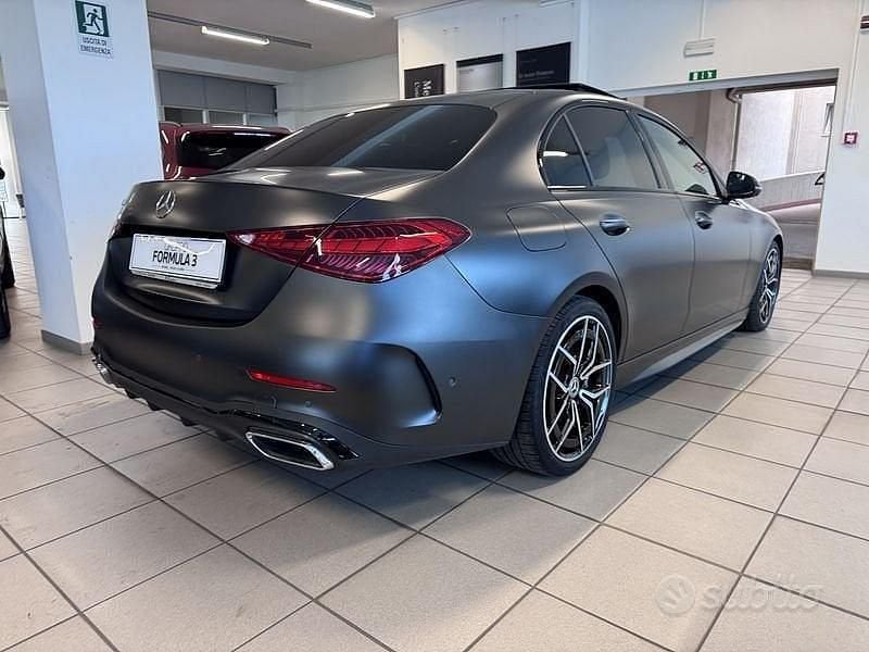 Usata Mercedes C300e Advanced Plus 313 CV (230 kW) 2023 Nero Berlina