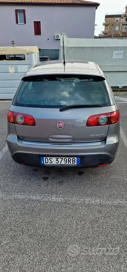 Usata Fiat Croma 120 CV (88 kW) 2008 Marrone Station wagon