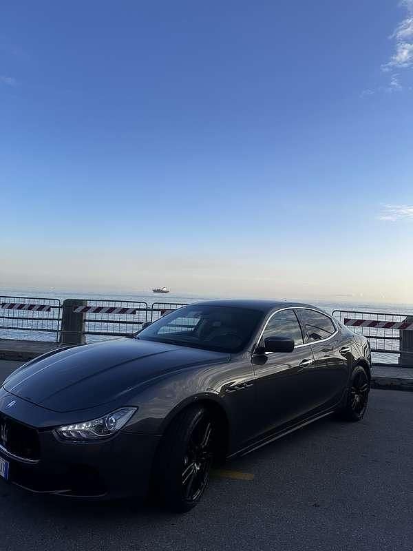 Usata Maserati Ghibli 275 CV (202 kW) 2016 Marrone Berlina