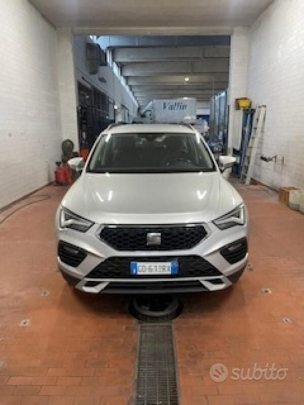 Argento Usata 2021 Seat Ateca Business SUV | 16.990 € (Super prezzo) - Immagine 1/4