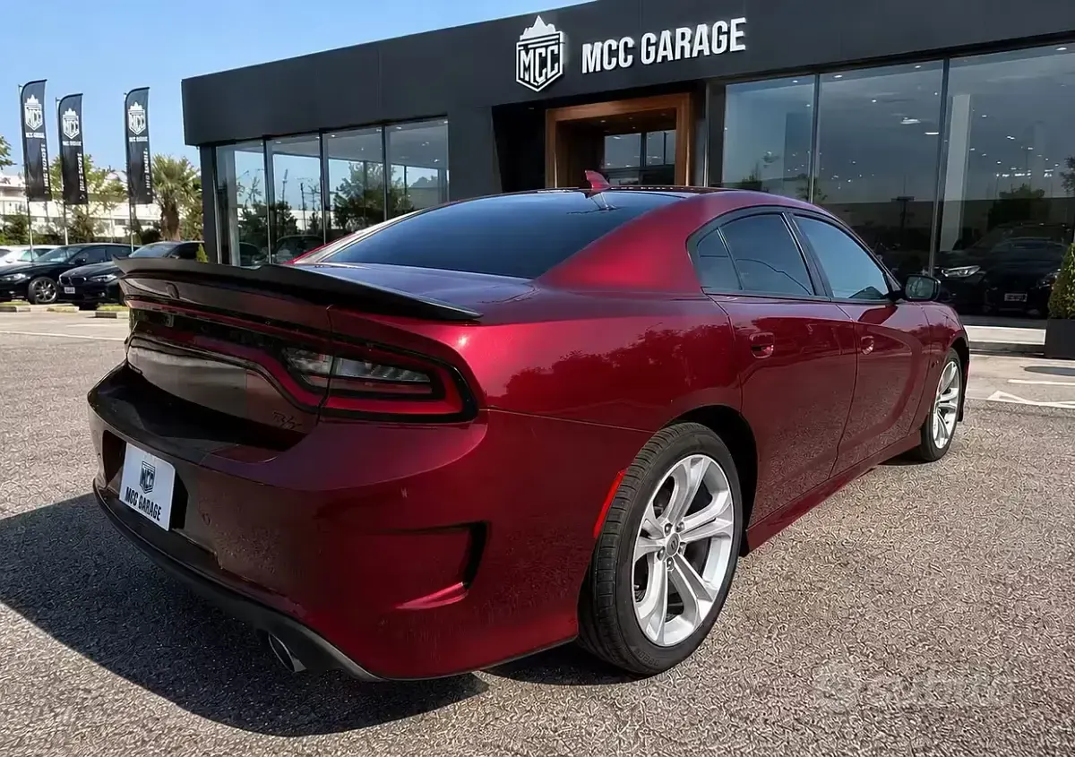 Usata Dodge Charger 377 CV (277 kW) 2023 Rosso Berlina