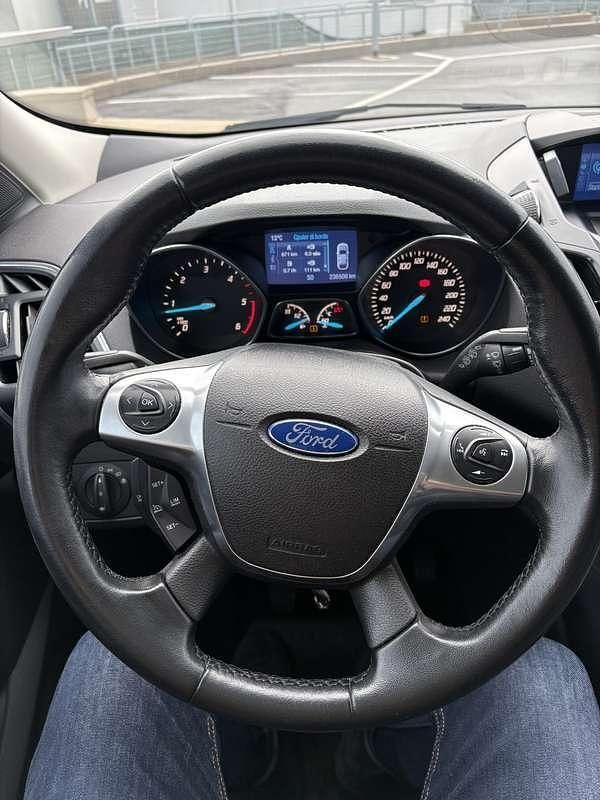 Usata Ford Kuga Titanium 140 CV (102 kW) 2014 SUV