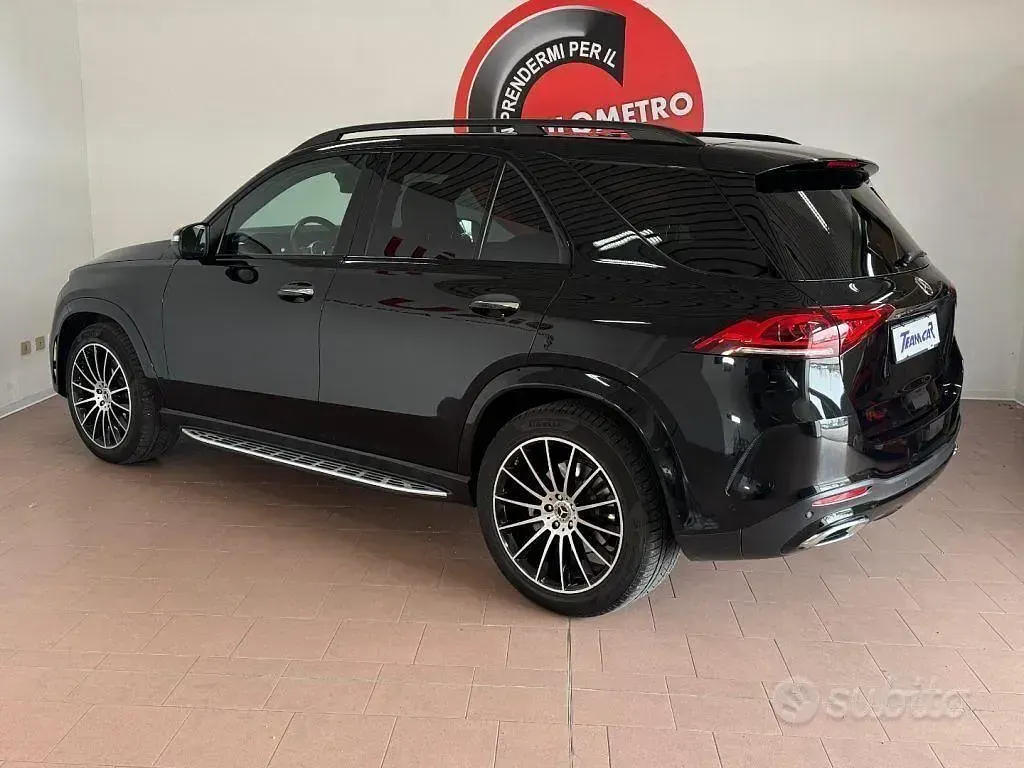 Usata Mercedes GLE400 Premium Plus 330 CV (242 kW) 2020 Nero SUV