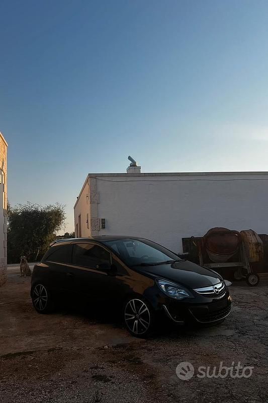 Usata Opel Corsa 69 CV (50 kW) 2007 Coupé