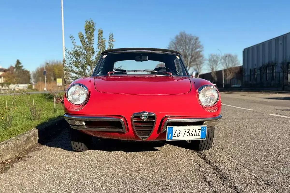 Usata Alfa Romeo Spider Veloce 132 CV (97 kW) 1970 Rosso Cabrio