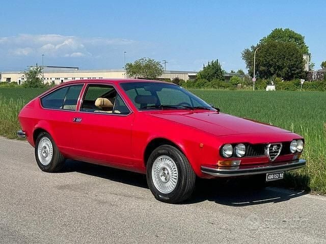 Usata Alfa Romeo Alfetta 122 CV (89 kW) 1970 Rosso Coupé
