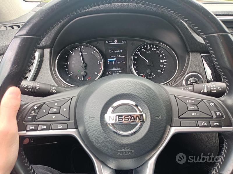 Usata Nissan Qashqai N-Connecta 2018 Bianco SUV