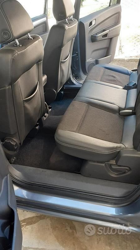 Usata Opel Zafira 125 CV (91 kW) 2007 Monovolume