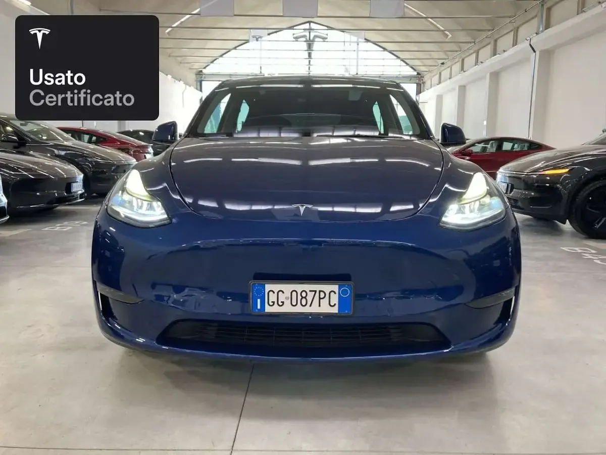 Usata Tesla Model Y Long Range AWD 258 kW (351 CV) 2021 Deep blue metallic SUV