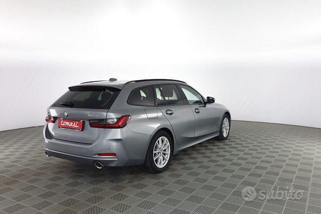 Usata BMW 320e Efficient Dynamics 190 CV (139 kW) 2023 Grigio Station wagon