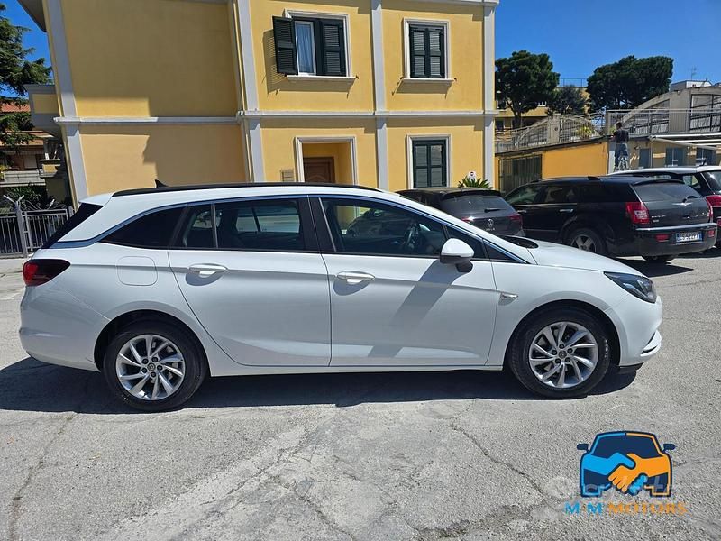 Usata Opel Astra Business 136 CV (100 kW) 2019 Station wagon