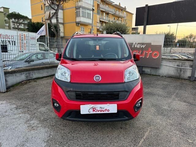 Rosso Usata 2018 Fiat Qubo Dynamic Monovolume | 6900 € (Buon prezzo) - Immagine 1/4
