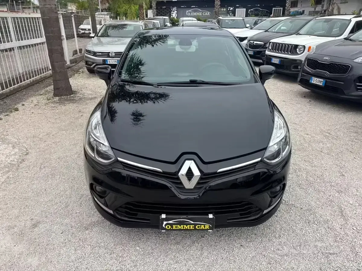Usata Renault Clio IV Intens 75 CV (55 kW) 2017 Nero Berlina