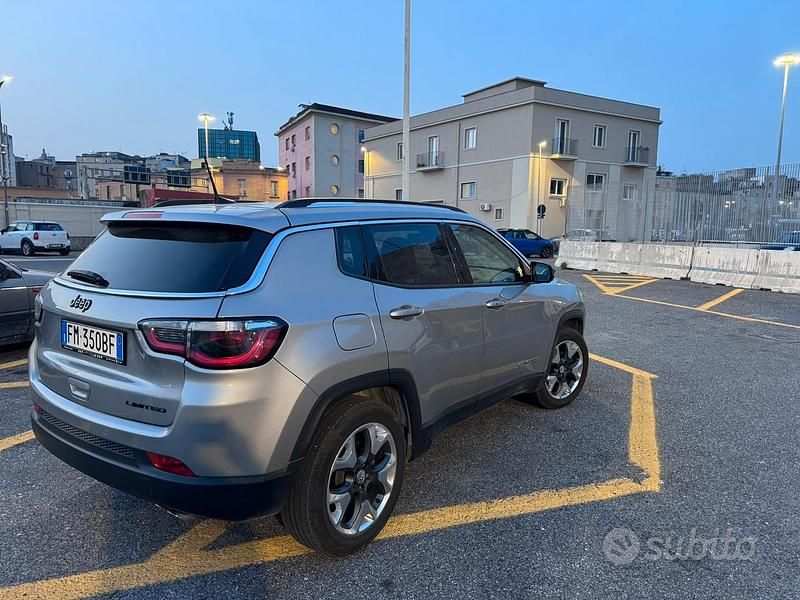 Usata Jeep Compass Limited 120 CV (88 kW) 2017 Grigio SUV