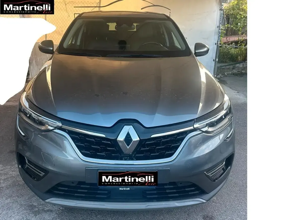 Usata Renault Arkana Techno 140 CV (102 kW) 2022 Grigio SUV