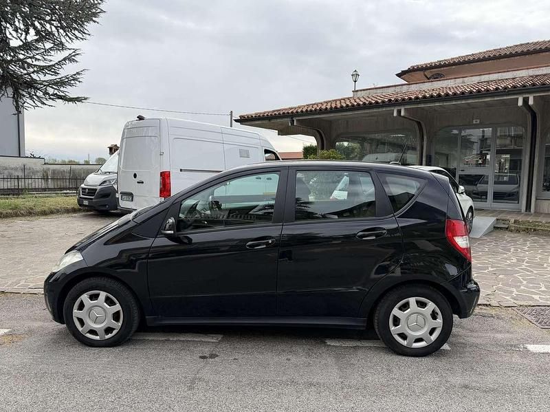 Usata Mercedes A180 Executive 109 CV (80 kW) 2010 Nero Berlina