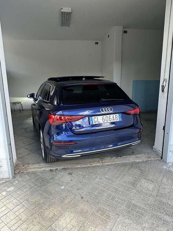 Usata Audi A3 Business 116 CV (85 kW) 2021 Blu Berlina