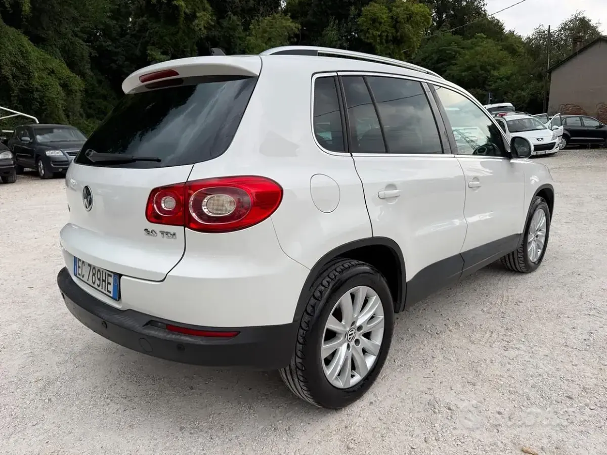 Usata VW Tiguan Sportline 140 CV (102 kW) 2010 Bianco SUV