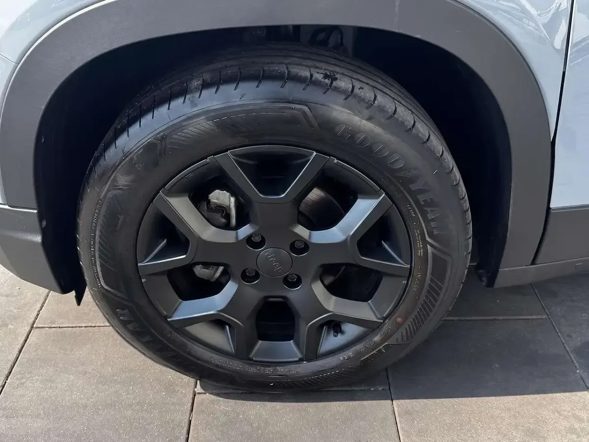Usata Jeep Avenger Altitude 101 CV (74 kW) 2025 Other SUV