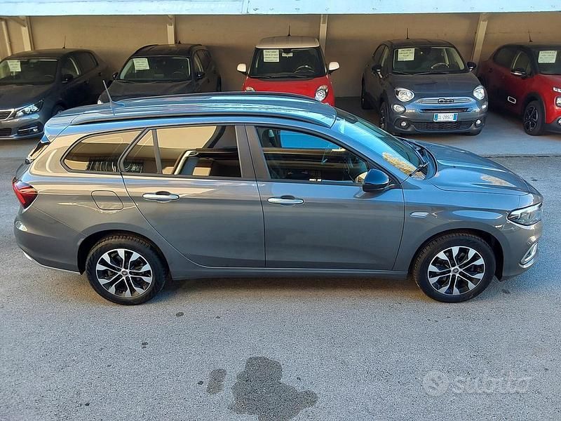 Usata Fiat Tipo City Life 130 CV (95 kW) 2023 Grigio Station wagon