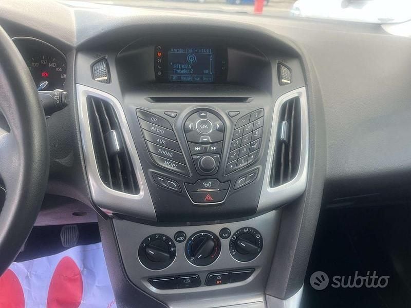 Usata Ford Focus Titanium 116 CV (85 kW) 2012 Grigio Berlina