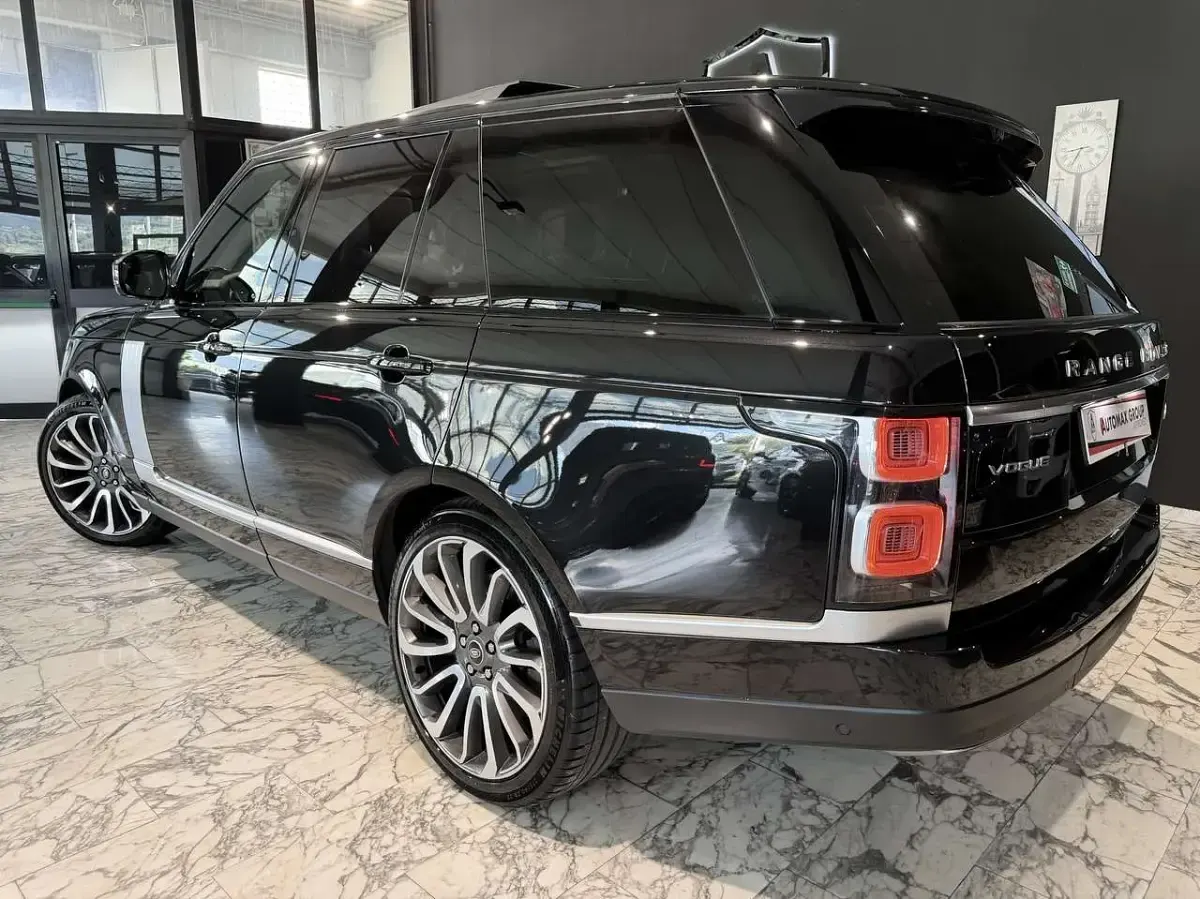 Usata Land Rover Range Rover Autobiography 249 CV (183 kW) 2021 Nero SUV