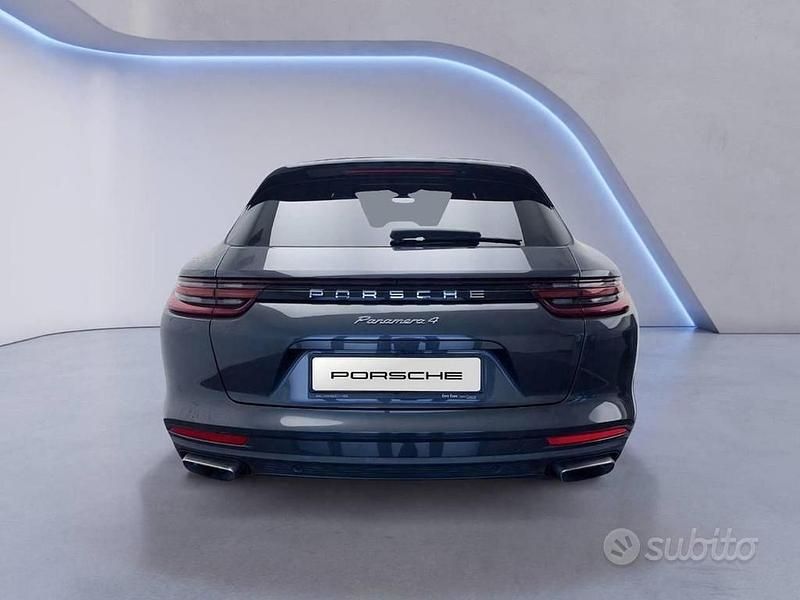 Usata Porsche Panamera Sport Turismo 331 CV (243 kW) 2019 Grigio Berlina