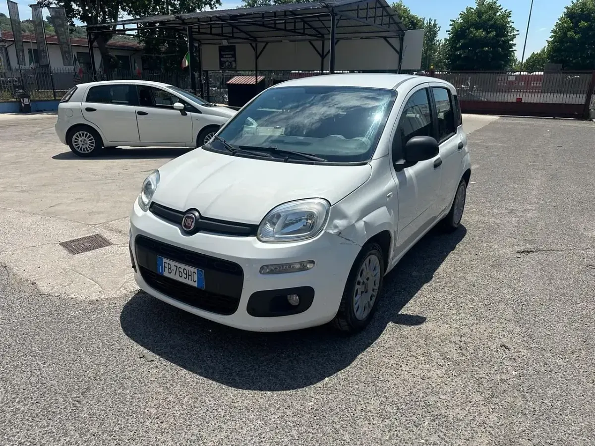 Usata Fiat Panda Easy 75 CV (55 kW) 2015 Bianco Utilitaria