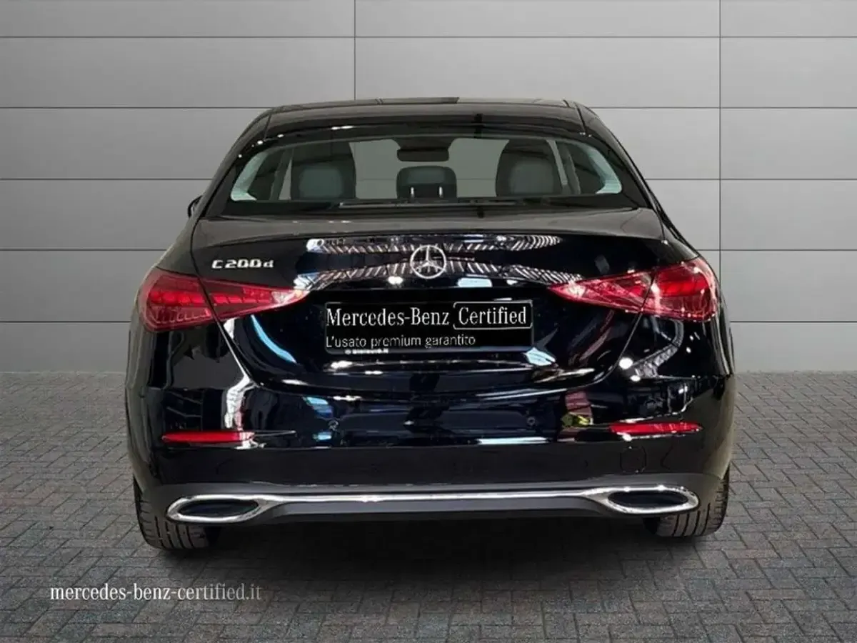 Usata Mercedes C200 Advanced 163 CV (119 kW) 2025 Nero Berlina